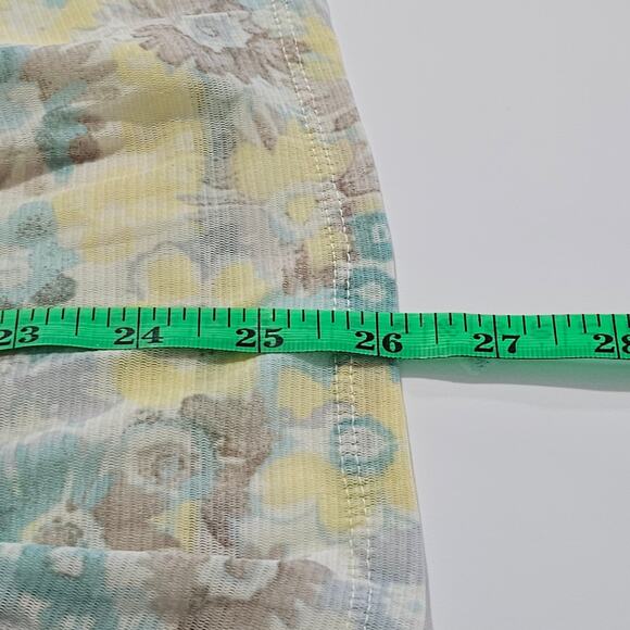 JH Collectibles Women's Large Blue Yellow Flower Button Embellished Loose Fitted - Picture 7 of 7